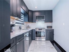 4405 Ventura Canyon Avenue, Sherman Oaks (los Angeles) CA 91423
