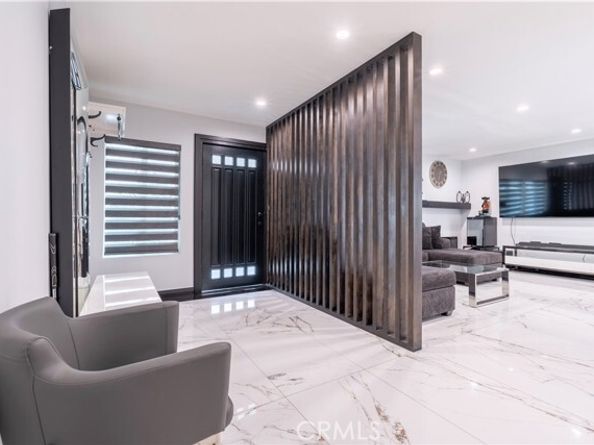 4405 Ventura Canyon Avenue, Sherman Oaks (los Angeles) CA 91423