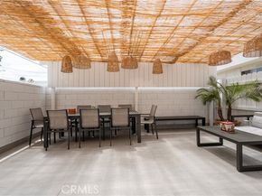 4405 Ventura Canyon Avenue, Sherman Oaks (los Angeles) CA 91423