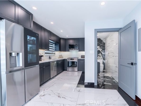 4405 Ventura Canyon Avenue, Sherman Oaks (los Angeles) CA 91423