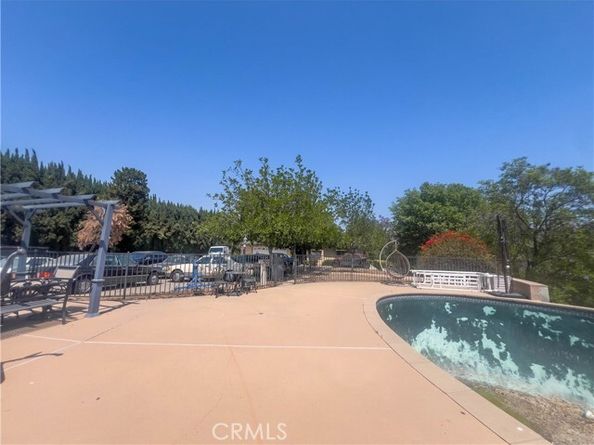 9909 Helen Avenue, Sunland (los Angeles) CA 91040