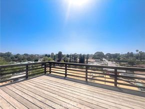 9909 Helen Avenue, Sunland (los Angeles) CA 91040