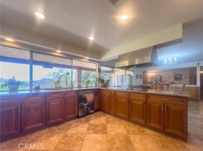 9909 Helen Avenue, Sunland (los Angeles) CA 91040