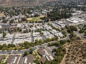 10504 Sunland Boulevard 5, Sunland (los Angeles) CA 91040