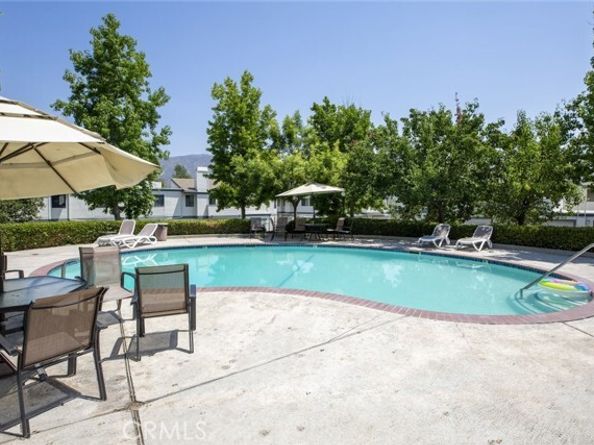 10504 Sunland Boulevard 5, Sunland (los Angeles) CA 91040