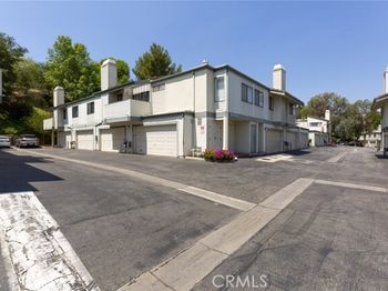10504 Sunland Boulevard
