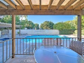 15051 Sherman Way F, Van Nuys (los Angeles) CA 91405