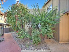 15051 Sherman Way F, Van Nuys (los Angeles) CA 91405