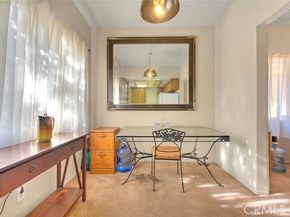 15051 Sherman Way F, Van Nuys (los Angeles) CA 91405