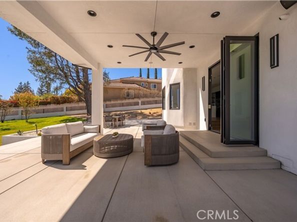 9077 Reales Street, Alta Loma (rancho Cucamonga) CA 91737