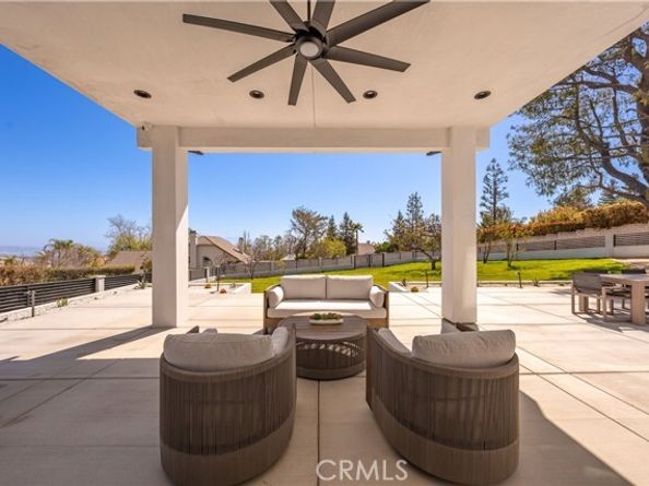 9077 Reales Street, Alta Loma (rancho Cucamonga) CA 91737