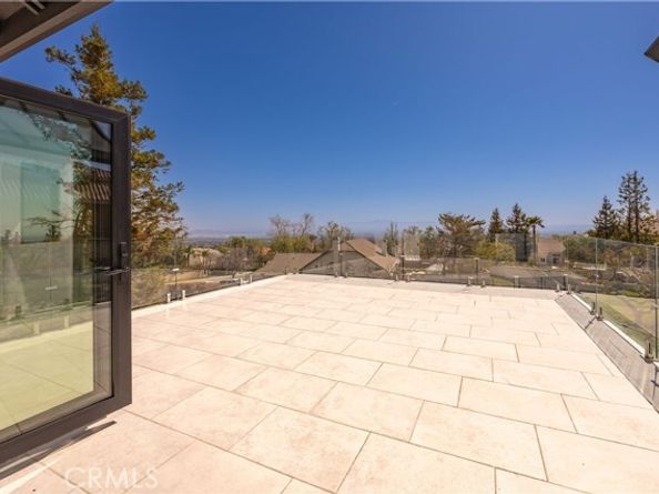 9077 Reales Street, Alta Loma (rancho Cucamonga) CA 91737
