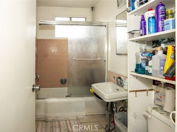 7347 Bakman Avenue, Sun Valley (los Angeles) CA 91352