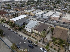 7347 Bakman Avenue, Sun Valley (los Angeles) CA 91352