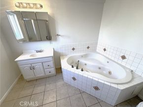 7823 Louise Avenue, Northridge (los Angeles) CA 91325