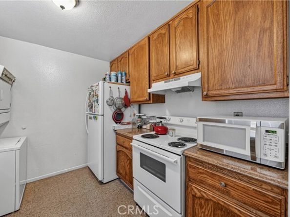 2524 Price, La Verne CA 91750