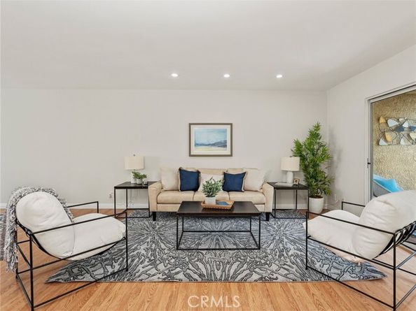 9531 Via Ricardo, Sun Valley (los Angeles) CA 91504