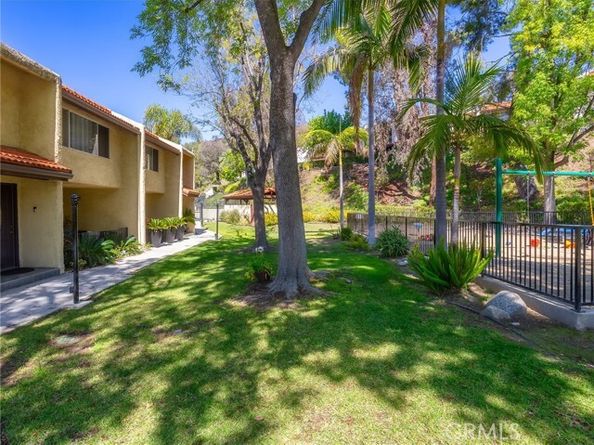 9531 Via Ricardo, Sun Valley (los Angeles) CA 91504