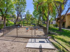 9531 Via Ricardo, Sun Valley (los Angeles) CA 91504