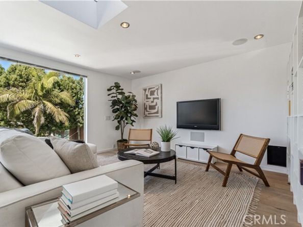 1619 Tower Grove Drive, Beverly Hills CA 90210