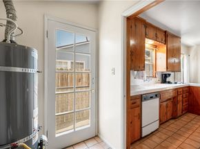 6947 Murietta Avenue, Van Nuys (los Angeles) CA 91405