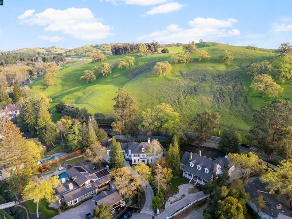 1826 Alameda Diablo, Diablo CA 94528