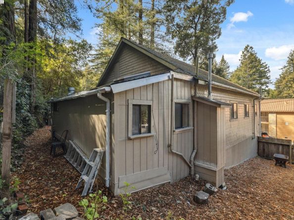 11349 Alameda Ave, Brookdale CA 95007