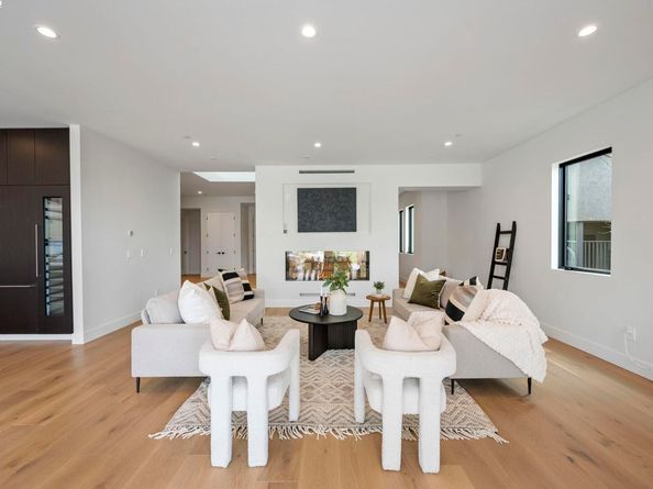 5883 Margarido Dr, Oakland CA 94618