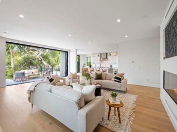 5883 Margarido Dr