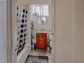 1437 25Th Ave, Oakland CA 94601