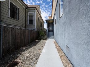 1437 25Th Ave, Oakland CA 94601
