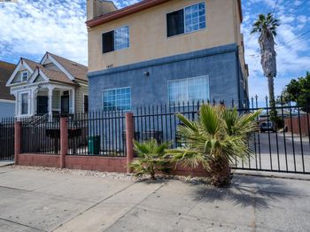 1437 25Th Ave