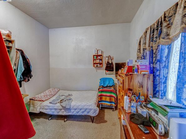 1437 25Th Ave, Oakland CA 94601