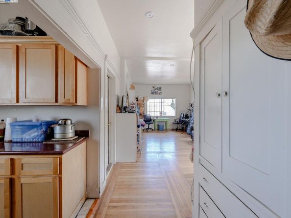 1437 25Th Ave, Oakland CA 94601