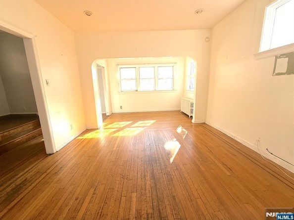 7701 Smith Avenue, North Bergen NJ 07047