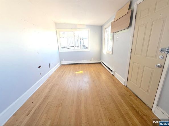 7701 Smith Avenue, North Bergen NJ 07047