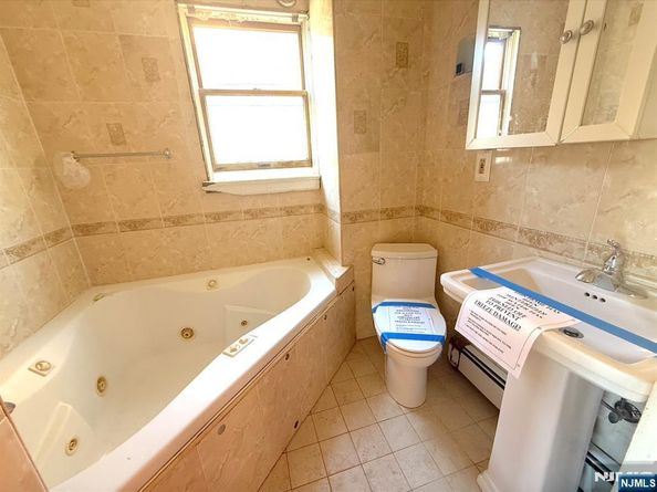 7701 Smith Avenue, North Bergen NJ 07047