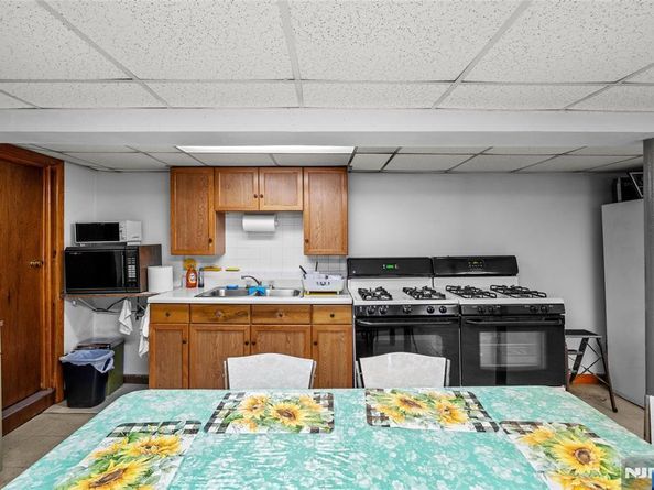 122 Broadway, Jersey City NJ 07306