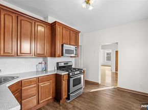 122 Broadway, Jersey City NJ 07306
