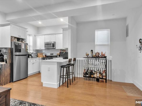 813 6th Street, Secaucus NJ 07094
