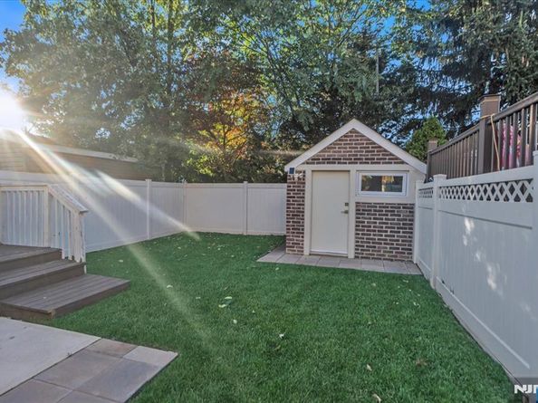 813 6th Street, Secaucus NJ 07094