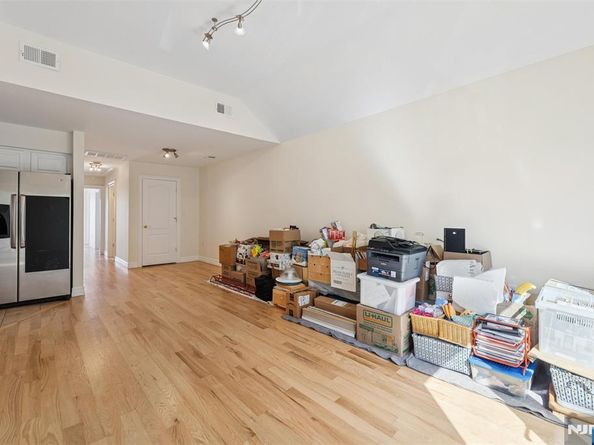 3211 John F Kennedy Boulevard, Jersey City NJ 07306