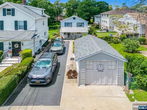 2455 3rd, Fort Lee NJ 07024