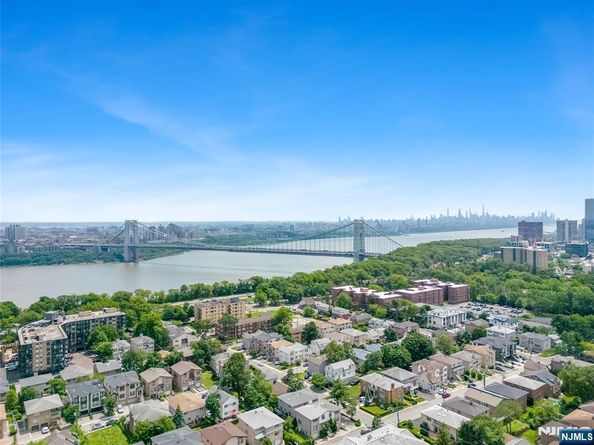 2455 3rd, Fort Lee NJ 07024