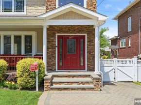 1077 Anderson, Fort Lee NJ 07024