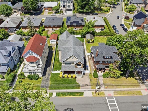 1077 Anderson, Fort Lee NJ 07024