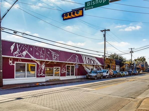 904  Haines Avenue , Dallas Texas 75208