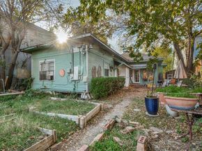 904  Haines Avenue , Dallas Texas 75208