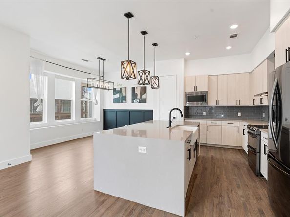 1804  Ripley Street  105, Dallas Texas 75204