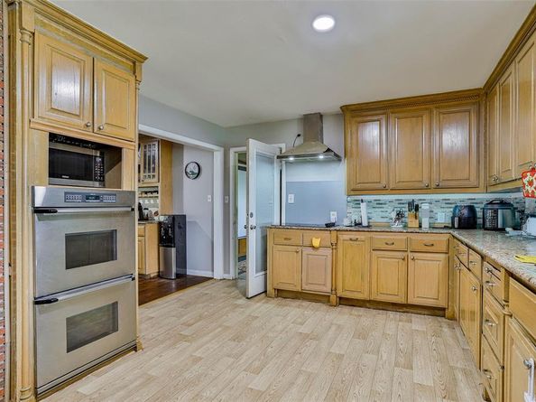 1420  Lake Shore Drive , Fort Worth Texas 76103